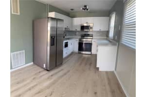 7661 18TH WAY, ST PETERSBURG, FL 33702 - MLS#MFRTB8458156