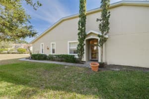 656 SPRING LAKE CIRCLE, TARPON SPRINGS, FL 34688 - MLS#MFRTB8458168