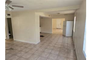 2421 11TH STREET, ST PETERSBURG, FL 33705 - MLS#MFRTB8458180