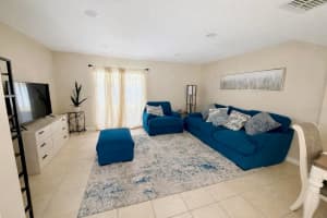 10053 LAKE OAK CIRCLE, TAMPA, FL 33624 - MLS#MFRTB8458194