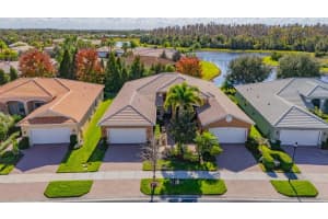 15816 AURORA LAKE CIRCLE, WIMAUMA, FL 33598 - MLS#MFRTB8458214