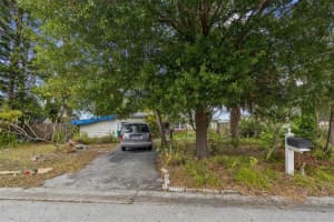 11071 VILLAGE GREEN AVENUE, SEMINOLE, FL 33772 - MLS#MFRTB8458240