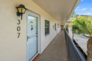 871 NEW YORK AVENUE, DUNEDIN, FL 34698 - MLS#MFRTB8458337