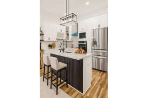 614 PINE STREET, SAFETY HARBOR, FL 34695 - MLS#MFRTB8458339