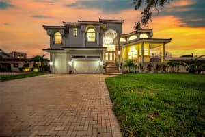 124 LEEWARD ISLAND, CLEARWATER BEACH, FL 33767 - MLS#MFRTB8458455