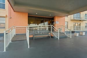 4900 BRITTANY DRIVE, ST PETERSBURG, FL 33715 - MLS#MFRTB8458475