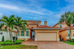 218 SAND KEY ESTATES DRIVE, CLEARWATER BEACH, FL 33767 - MLS#MFRTB8458516