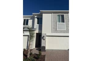 337 BOGEY DRIVE, DAVENPORT, FL 33896 - MLS#MFRTB8458572