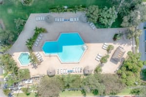 400 ISLAND WAY, CLEARWATER BEACH, FL 33767 - MLS#MFRTB8458578