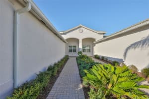 4906 AVILA LAKES DRIVE, WIMAUMA, FL 33598 - MLS#MFRTB8458581