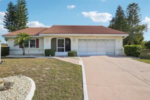 706 Westmont Way, SUN CITY CENTER