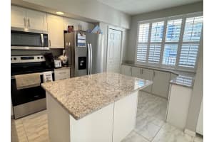 960 STARKEY ROAD, LARGO, FL 33771 - MLS#MFRTB8458729