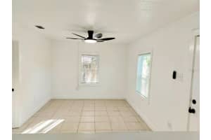 2033 WAYMAN STREET, LAKELAND, FL 33815 - MLS#MFRTB8458739