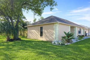2902 BLOSSOM LAKE DRIVE, HOLIDAY, FL 34691 - MLS#MFRTB8458811