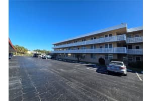 5095 BAY STREET, ST PETERSBURG, FL 33703 - MLS#MFRTB8458845