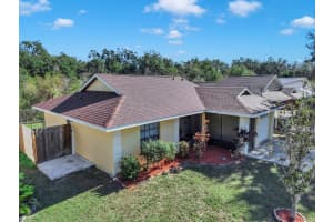 11722 LYNN BROOK CIRCLE, SEFFNER, FL 33584 - MLS#MFRTB8458864