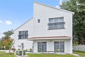 9415 CITRUS GLEN PLACE, TAMPA, FL 33618 - MLS#MFRTB8458883