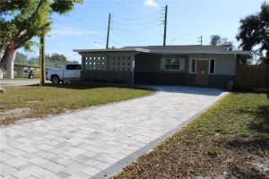 10704 50TH AVENUE, SEMINOLE, FL 33708 - MLS#MFRTB8458890