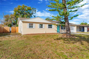 8232 LARK STREET, SEMINOLE, FL 33777 - MLS#MFRTB8459020