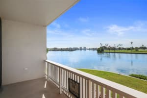 450 TREASURE ISLAND CAUSEWAY, TREASURE ISLAND, FL 33706 - MLS#MFRTB8459027