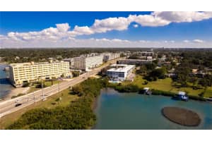 50 HARBOR VIEW LANE, BELLEAIR BLUFFS, FL 33770 - MLS#MFRTB8459107