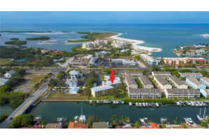 1125 PINELLAS BAYWAY S #304, ST PETERSBURG, FL 33715 - MLS#MFRTB8459149