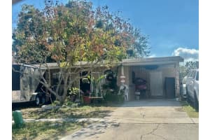 7025 Parliament Dr, TAMPA