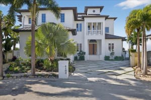 4102 CAUSEWAY VISTA DRIVE, TAMPA, FL 33615 - MLS#MFRTB8459298