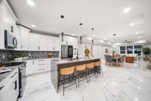 211 DOLPHIN POINT, CLEARWATER BEACH, FL 33767 - MLS#MFRTB8459306