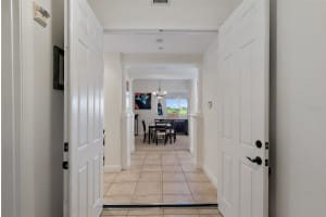 43 BAYVIEW COURT, ST PETERSBURG, FL 33711 - MLS#MFRTB8459380