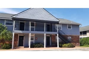 200 Country Club Dr #906, LARGO