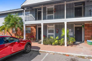 200 COUNTRY CLUB DRIVE, LARGO, FL 33771 - MLS#MFRTB8459510