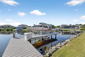 851 MANNS HARBOR DRIVE, APOLLO BEACH, FL 33572 - MLS#MFRTB8459532