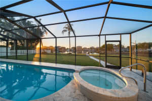 402 HARBOR VIEW LANE, LARGO, FL 33770 - MLS#MFRTB8459635