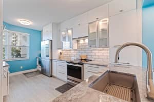 7979 SAILBOAT KEY BOULEVARD, SOUTH PASADENA, FL 33707 - MLS#MFRTB8459638