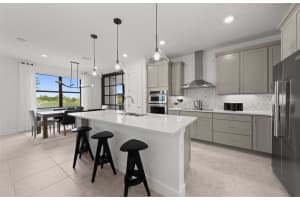 802 BALLEBY TRAIL, BRADENTON, FL 34212 - MLS#MFRTB8459699