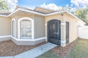 8729 MORRISON OAKS COURT, TEMPLE TERRACE, FL 33637 - MLS#MFRTB8459728