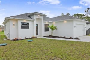 812 HOMESTEAD ROAD, LEHIGH ACRES, FL 33974 - MLS#MFRTB8459735