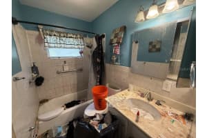 5487 70TH WAY, ST PETERSBURG, FL 33709 Sold 01/13/26