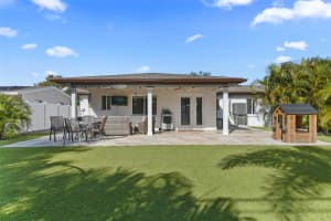 420 42ND AVENUE, ST PETERSBURG, FL 33703 - MLS#MFRTB8459871