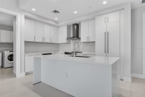 275 1ST AVE S #1708, ST PETERSBURG, FL 33701 - MLS#MFRTB8459879