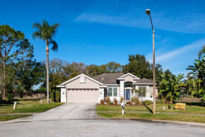 438 Equine Dr, TARPON SPRINGS