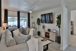 4104 SUMMERDALE DRIVE, TAMPA, FL 33624 - MLS#MFRTB8459993