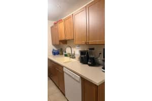 1822 BOUGH #4, CLEARWATER, FL 33760 - MLS#MFRTB8460132