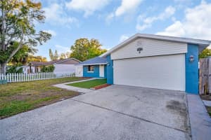 12392 CUMBERLAND DRIVE, LARGO, FL 33773 - MLS#MFRTB8460268