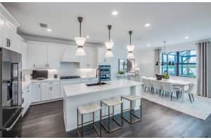 7461 SUMMER COURT, SARASOTA, FL 34231 - MLS#MFRTB8460305