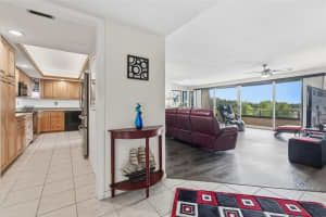 3021 COUNTRYSIDE BOULEVARD, CLEARWATER, FL 33761 - MLS#MFRTB8460310