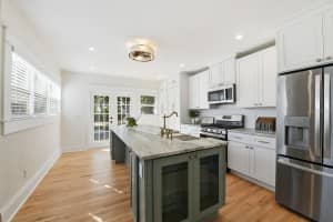 1004 CHARTER STREET, TAMPA, FL 33602 Sold 02/20/26