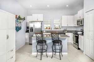 842 TENNYSON MILL CIRCLE, TAMPA, FL 33619 - MLS#MFRTB8460441