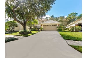 17704 Nathans Dr, TAMPA